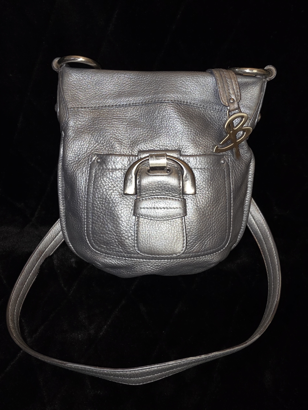 b. makowsky Metallic Silver Leather Crossbody Bag